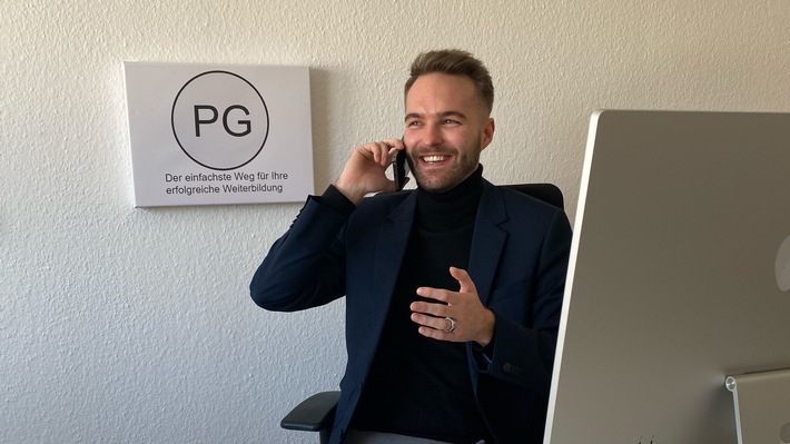 Patrick Grabowsky: Systematisch zur erfolgreichen Weiterbildung - trotz Festanstellung / Patrick Grabowsky / Weiterer Text über ots und www.presseportal.de/nr/162580 / Die Verwendung dieses Bildes ist für redaktionelle Zwecke unter Beachtung ggf. genannter Nutzungsbedingungen honorarfrei. Veröffentlichung bitte mit Bildrechte-Hinweis. Patrick Grabowsky: Systematisch zur erfolgreichen Weiterbildung - trotz Festanstellung / Patrick Grabowsky / Weiterer Text über ots und www.presseportal.de/nr/162580 / Die Verwendung dieses Bildes ist für redaktionelle Zwecke unter Beachtung ggf. genannter Nutzungsbedingungen honorarfrei. Veröffentlichung bitte mit Bildrechte-Hinweis.