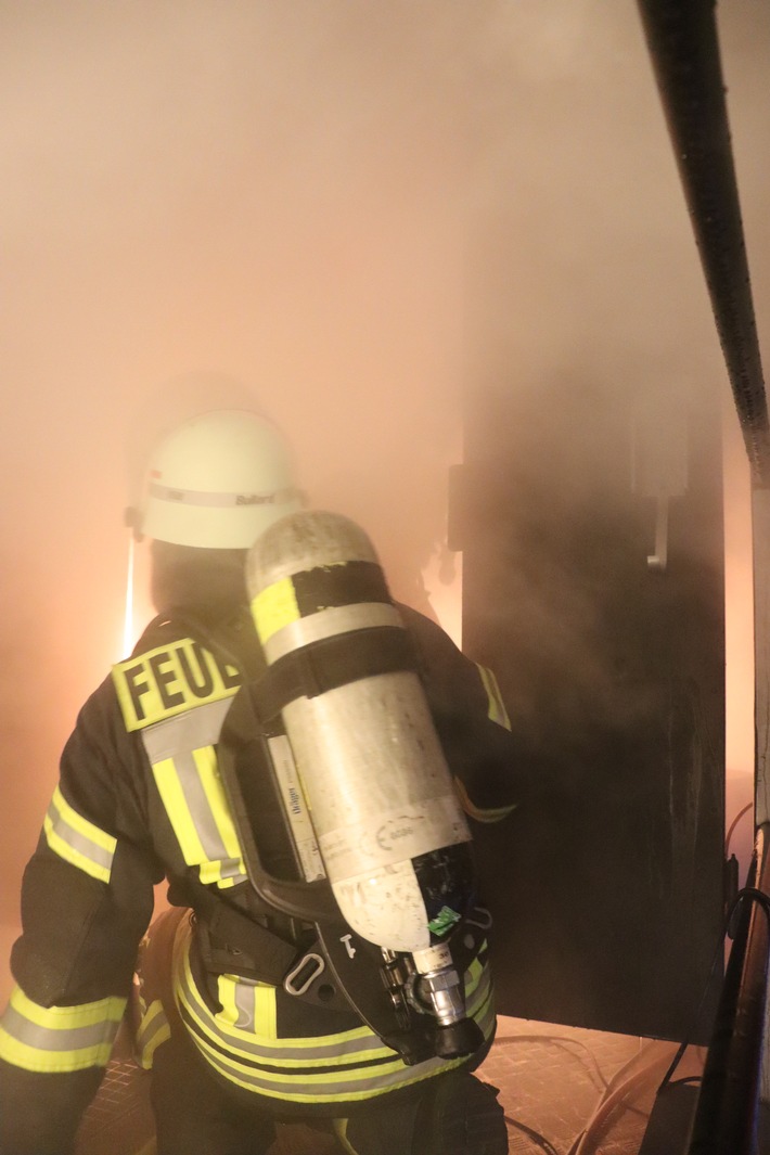FFW Schiffdorf: Starke Verrauchung: Toaster sorgt für Einsatz der Feuerwehr