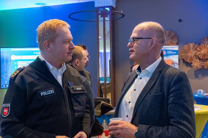 POL-AK NI: IT-Recruiting-Day "Zukunfts.CODE" der Polizei Niedersachsen voller Erfolg