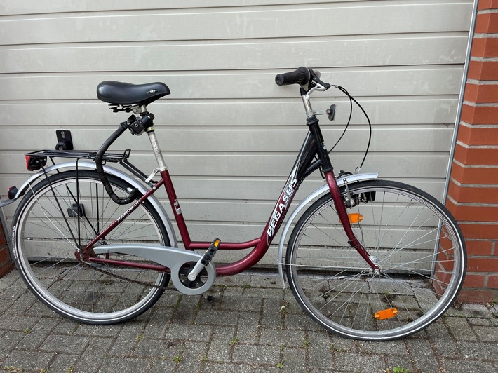 POL-SO: Wer vermisst sein Pegasus-Damenfahrrad?