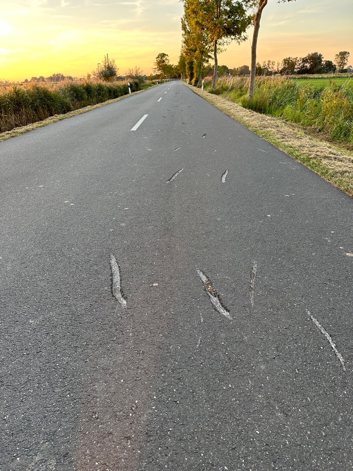 POL-CUX: Unbekannter verursacht schwere Schäden an der Fahrbahn in Cappel