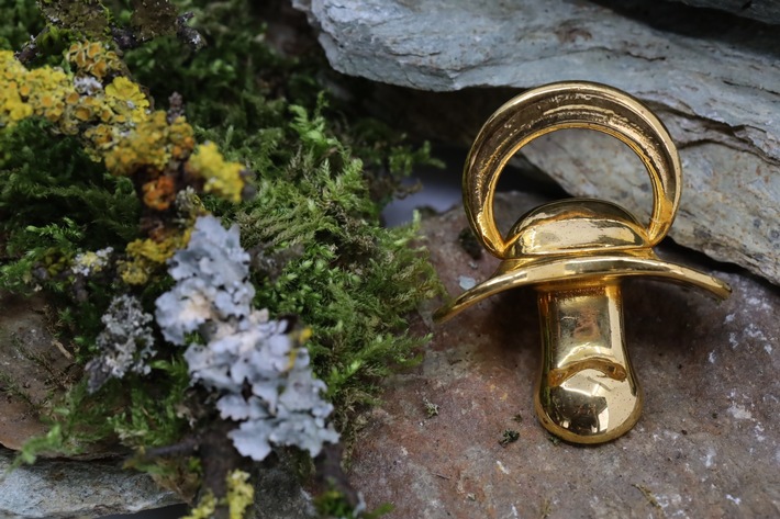 Exklusive Geschenkideen dank Galvanisierung in der Schweiz: Rhodium, Ruthenium & Vergoldung bei Galvano Studio entdecken!