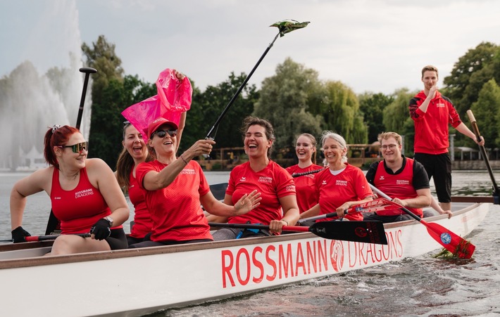 Pressemitteilung: Gemeinsam für eine saubere Umwelt: ROSSMANN-Mitarbeiter engagieren sich beim World Cleanup Day 2025