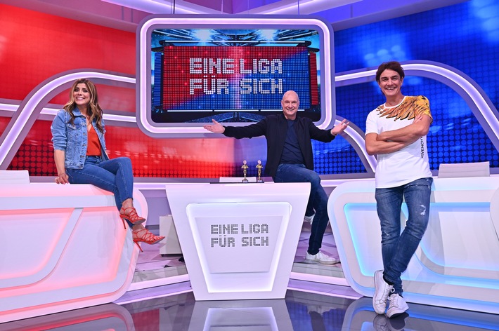 Start der vierten Staffel &quot;Eine Liga für sich - Buschis Sechserkette&quot; mit einem Duell der Weltmeister am 9. November nur auf Sky One