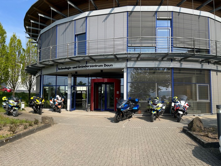 POL-PDWIL: 9. Motorradsymposium der Polizei Bitburg