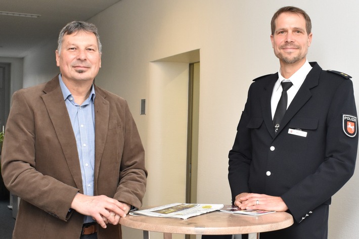 POL-BS: Polizeiinspektion Gifhorn bekommt einen neuen Leiter - Polizeioberrat Oliver Meyer tritt die Nachfolge von Thomas Bodendiek an