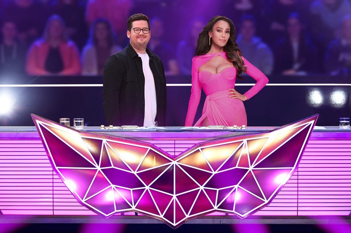 Neues Rateteam für "The Masked Singer": Verona Pooth und Chris Tall rätseln ab Samstag, 8. November, auf ProSieben und Joyn