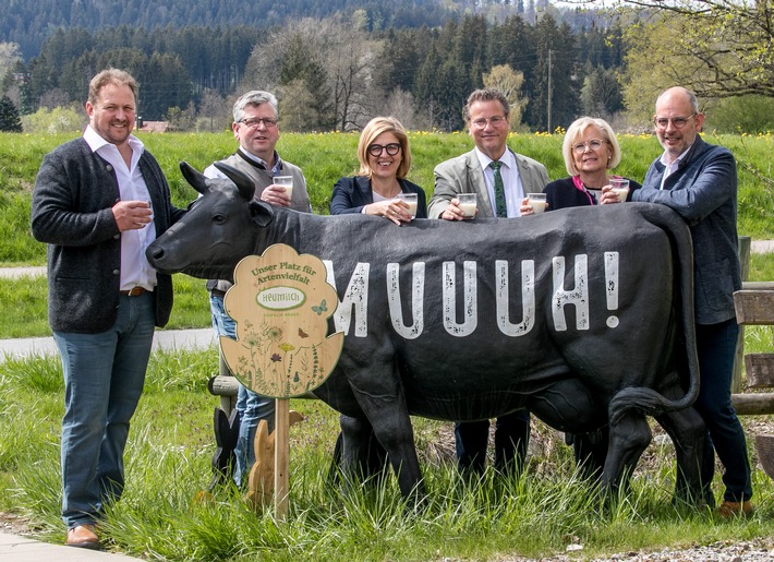 Landwirtschaftsminister Hauk: Heuwirtschaft bietet große Chance für heimische Bauern (FOTO)