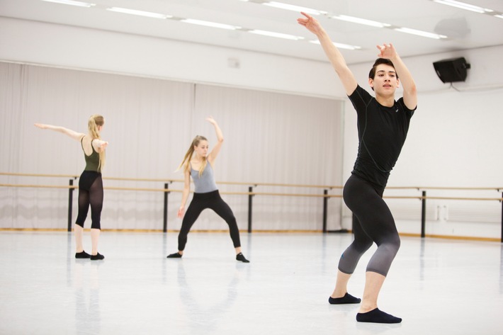 Pour-cent culturel Migros: concours de danse 2014 / La fine fleur des jeunes danseurs (IMAGE)