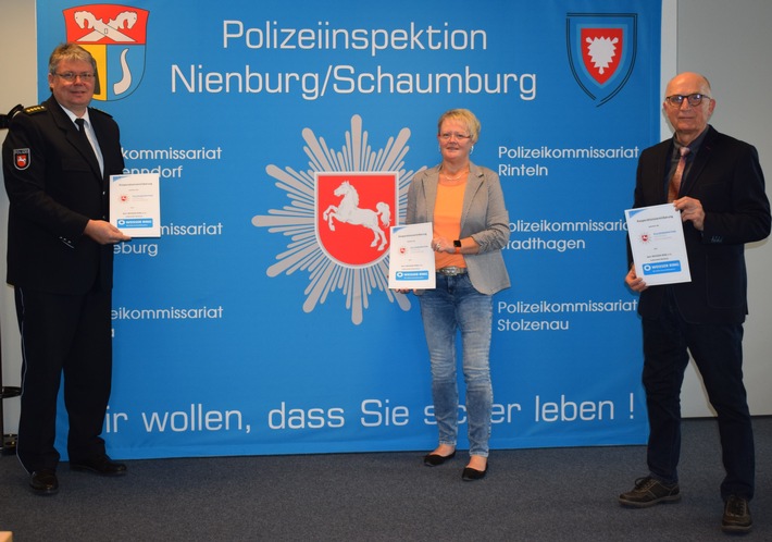 POL-NI: Nienburg/Schaumburg - Polizeiinspektion Nienburg/Schaumburg und "Weisser Ring e.V." unterzeichnen Kooperationsvertrag