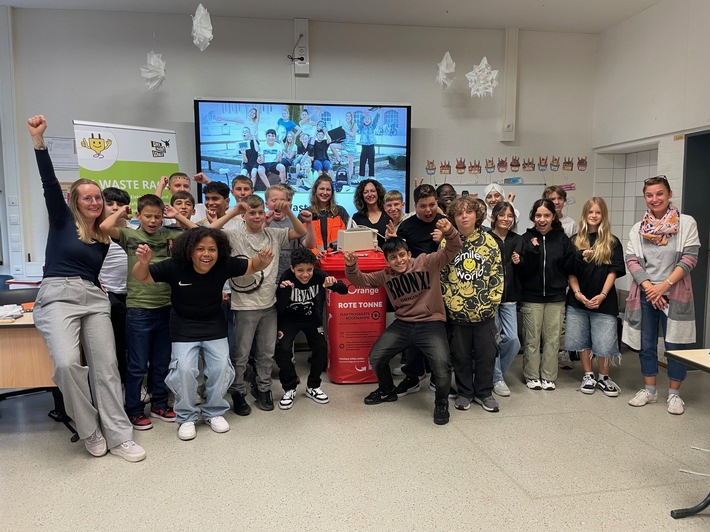 Sparkasse KölnBonn unterstützt E-Waste-Race in Bonn