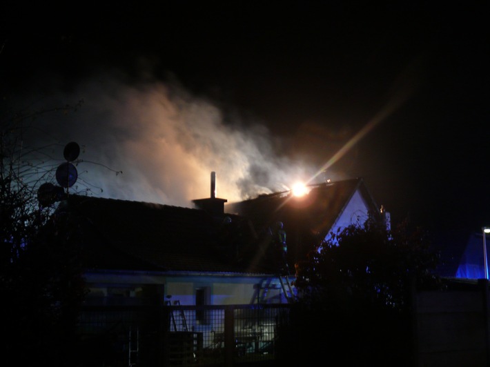 POL-DN: Todesopfer bei Brand einer Doppelhaushälfte in Düren