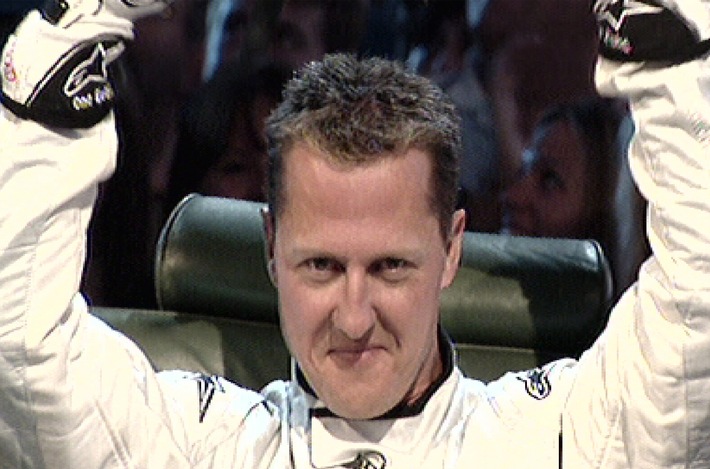 Michael Schumacher kann noch gewinnen! Der Formel-1-Fahrer erzielt Rekordrundenzeit bei "Top Gear" - am Samstag, 28. August 2010, um 18 Uhr in Deutscher Erstausstrahlung bei kabel eins (mit Bild)