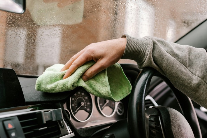 „Der sieht ja aus wie neu!“ – Mit unseren Tipps wird der Innenraum Ihres Autos perfekt aufgefrischt