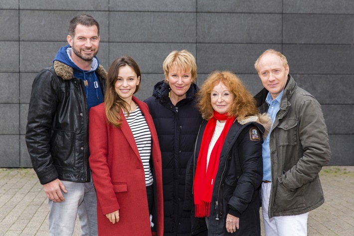 "Mama geht nicht mehr" / ZDF-Tragikomödie mit Mariele Millowitsch und Mina Tander entsteht in Köln (FOTO)