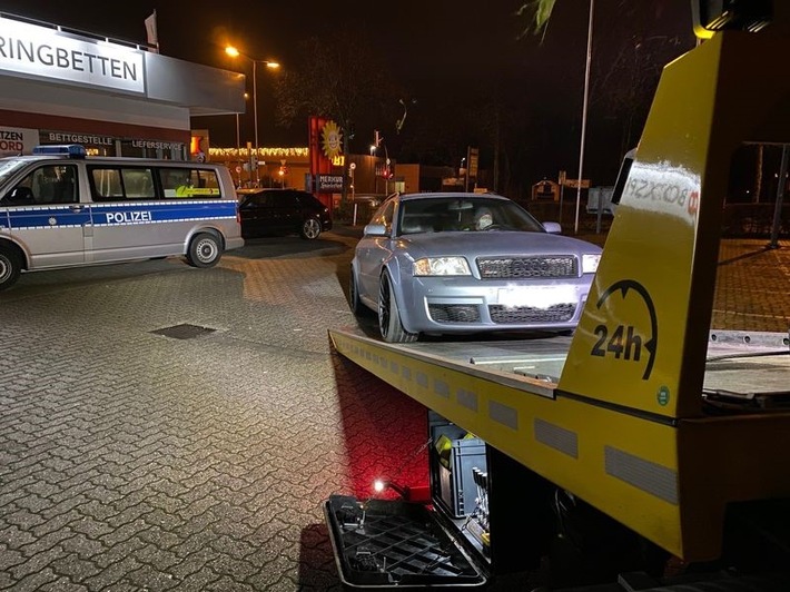 POL-ST: Rheine, Tuning-Kontrollen des Verkehrsdienstes, illegale Veränderungen an Autos (FOTO)