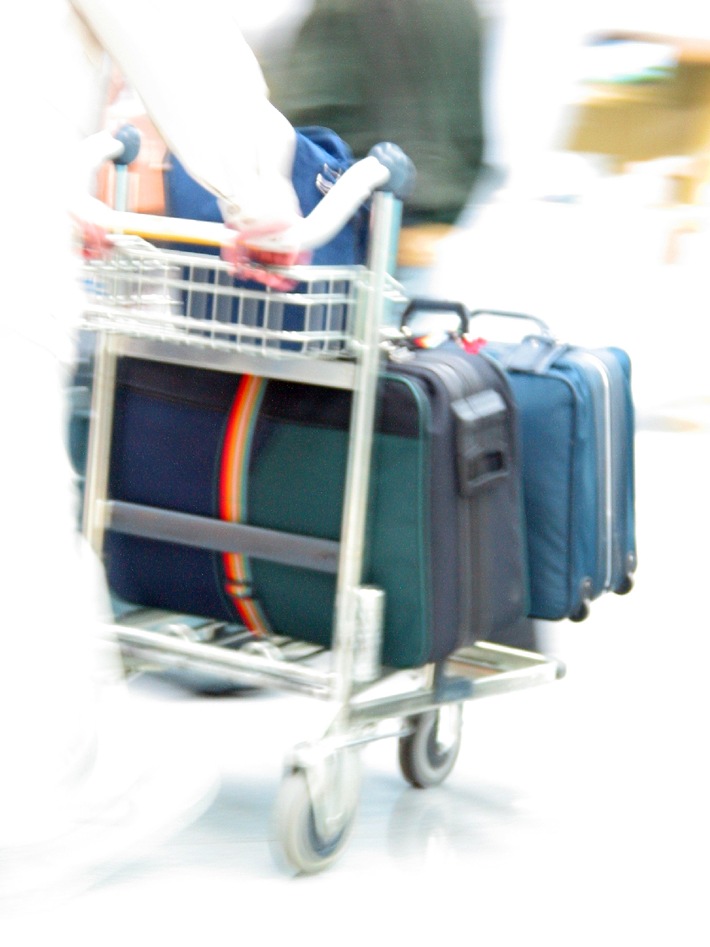HZA-HH: Reisetipps vom Zoll // So bleibt die Rückkehr aus dem Urlaub stressfrei