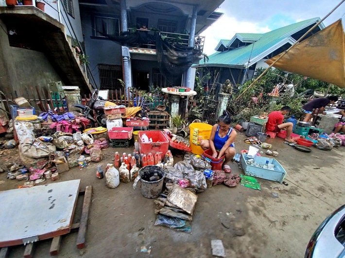 Bündnisorganisationen leisten nach Taifun Rai erste Nothilfe © Handicap International.jpg
