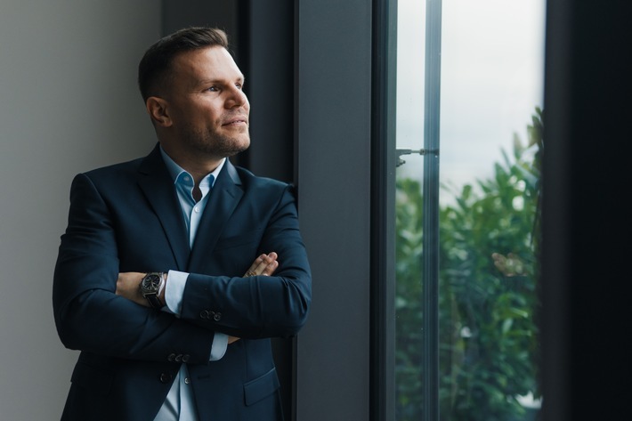 Dominik von Falkenhausen von ScaleBeauty / Weiterer Text über ots und www.presseportal.de/nr/178715 / Die Verwendung dieses Bildes für redaktionelle Zwecke ist unter Beachtung aller mitgeteilten Nutzungsbedingungen zulässig und dann auch honorarfrei. Veröffentlichung ausschließlich mit Bildrechte-Hinweis.