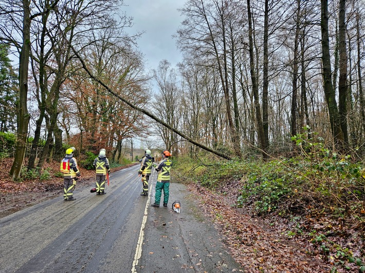 FW Hünxe: Weitere wetterbedingte Feuerwehreinsätze