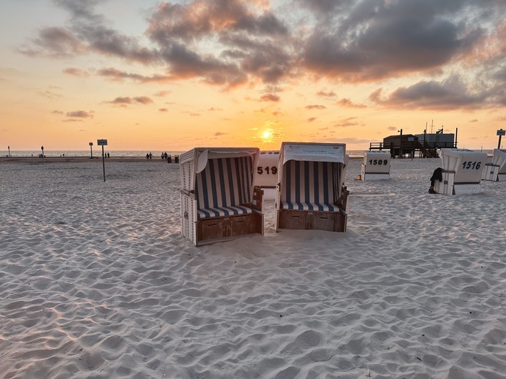 Strandkörbe in St. Peter-Ording ab sofort wieder online  buchbar – mit Platzwahl wie im Kino