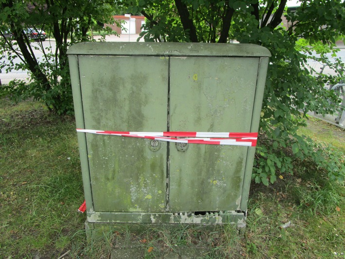 POL-DEL: LK Oldenburg: Stromkästen in Wardenburg zerstört +++ Zeugen gesucht