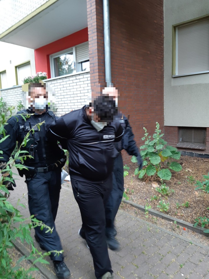 Bundespolizeidirektion München: Schlag gegen Schleuserbande - Wohnungsdurchsuchungen und Festnahme in Berlin