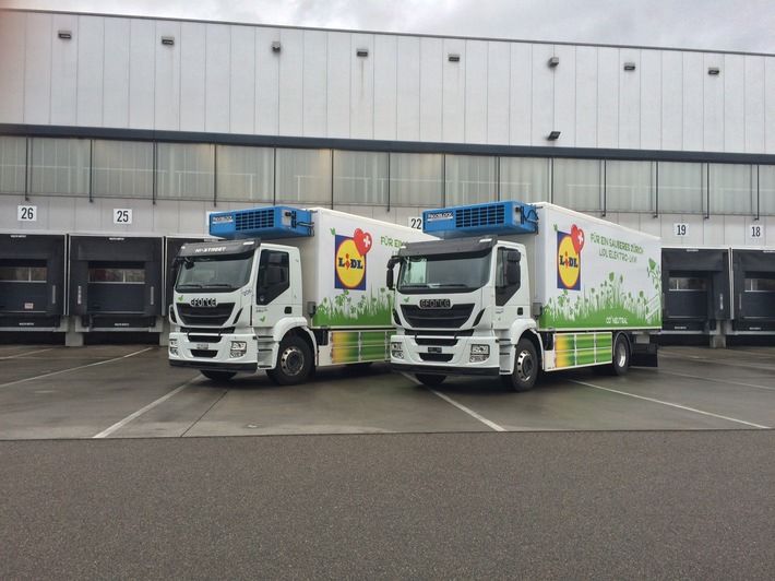Lidl Svizzera dona due camion elettrici a un progetto di ricerca / "Second life project" con la BFH, la scuola universitaria professionale di Berna