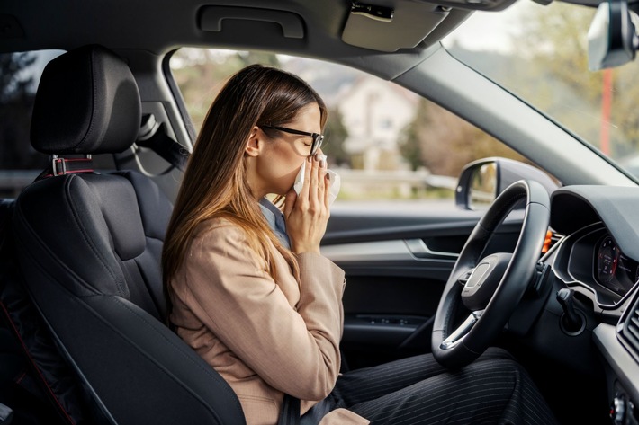 Pollenzeit am Steuer: So bleibt die Fahrt sicher