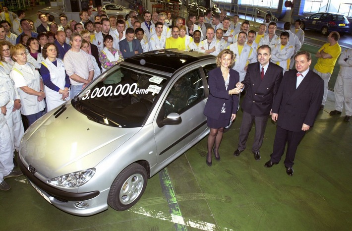 Dreimillionster Peugeot 206 findet deutsches Zuhause / Meistverkauftes Modell Europas feiert Produktionsrekord