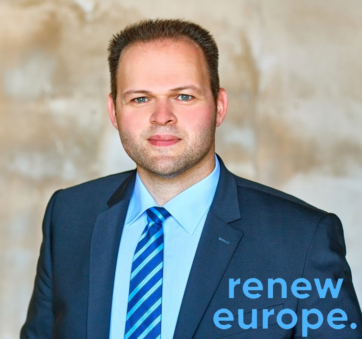 Engin Eroglu (FREIE WÄHLER) sieht sich als deutscher Vertreter der "Sparsamen Vier": "Encourage EU" statt "Next Generation EU"