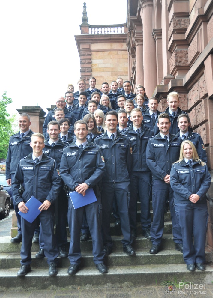 POL-PPWP: 35 Neuzugänge beim Polizeipräsidium Westpfalz