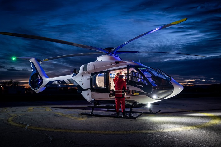 Presseeinladung: Prototyp Rettungshubschrauber Airbus H140, Live-Präsentation im Aerospace Flight Test Center in Oberpfaffenhofen, 11. November 2025