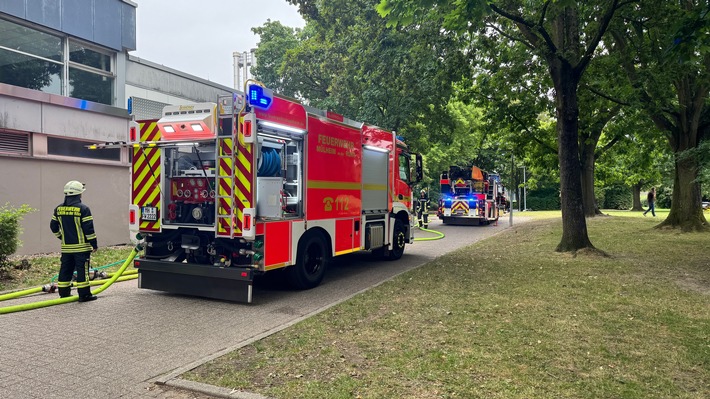 FW-MH: Feuerwehreinsatz am Schul- und Sportzentrum Boverstraße