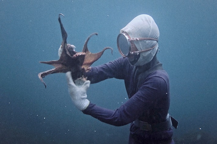 Muscheltaucherinnen in Japan: 3sat zeigt den Schweizer Dokumentarfilm &quot;Ama-San - Die Frauen des Meeres&quot;