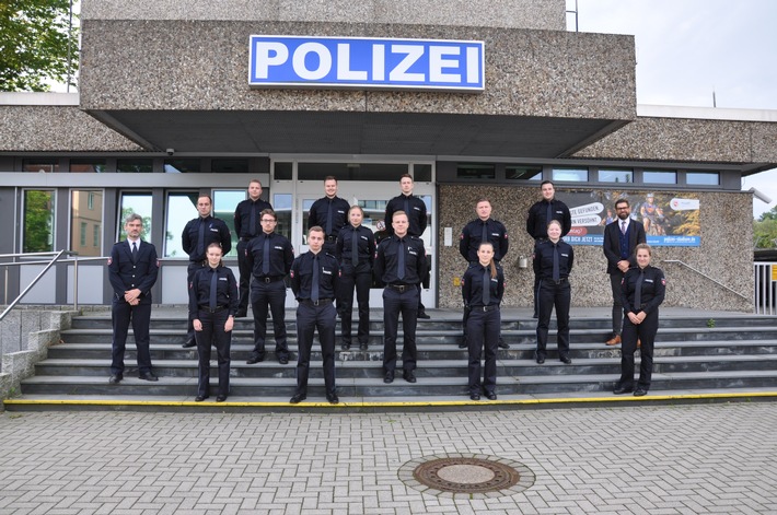 POL-CE: Stichtag 01.10. - Polizei Celle begrüßt neue Kollegen