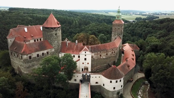 Von der Steiermark bis ins Burgenland: 3sat zeigt Dreiteiler &quot;Burgen und Schlösser in Österreich&quot;