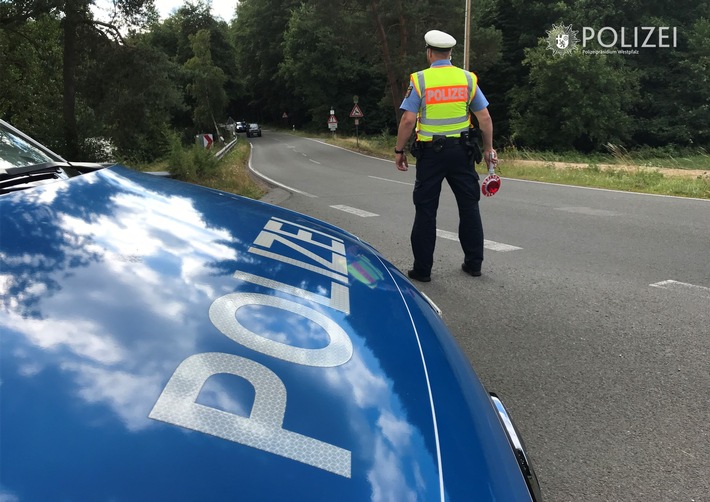 POL-PPWP: Tempo-Kontrollen mit dem Lasermessgerät