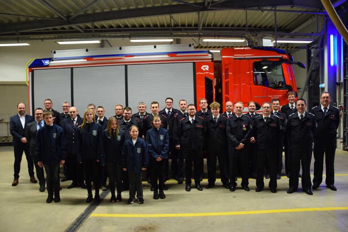 FW-OE: Jahresdienstbesprechung des Einsatzbereichs 2 der Feuerwehr der Stadt Lennestadt