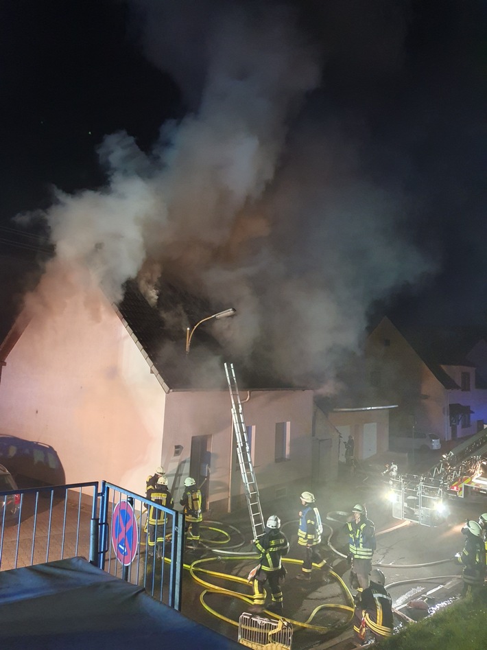 POL-PDKL: Wohnhausbrand in Altenkirchen