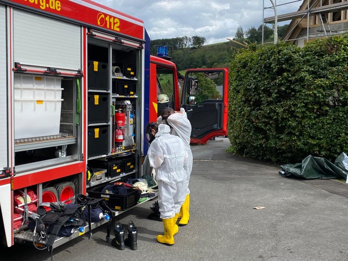 FW-PL: Ortsteil Kückelheim - Heizöl läuft aus provisorischem Tank