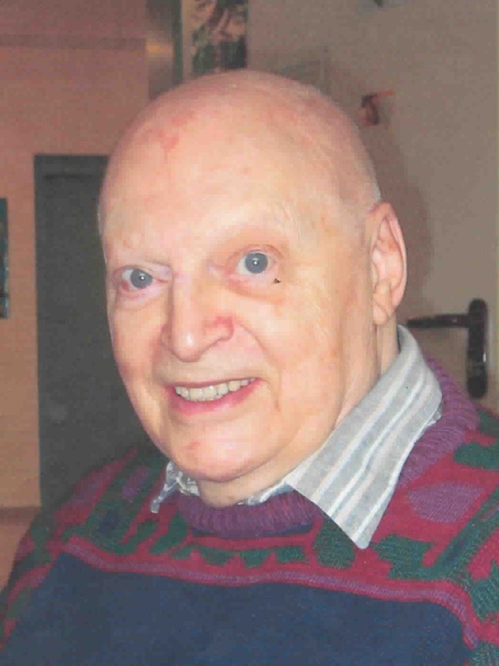 POL-F: 070409 - 0404 Fechenheim 80-jährige Mann vermisst (Bitte Lichtbild beachten)