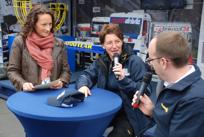 Goodyear beim Truck Grand Prix am Nürburgring / Der Reifenhersteller zeigt sich als innovativer Partner der Rennteams und der Transportindustrie (FOTO)