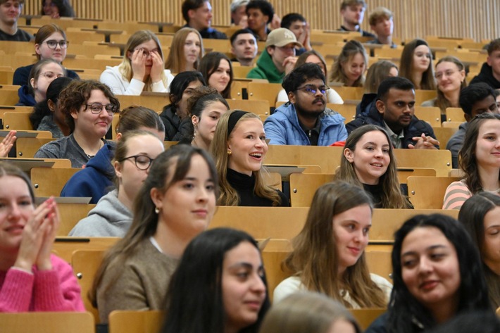 Rund 700 Erstsemester an der Universität Koblenz