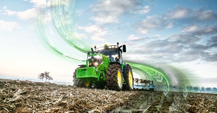 John Deere @ AGRITECHNICA 2023: Daten als Kraftstoff: Landwirtschaft bereit für Tech-Sprung / Daten als Treibstoff für den Tech-Sprung der Landwirtschaft