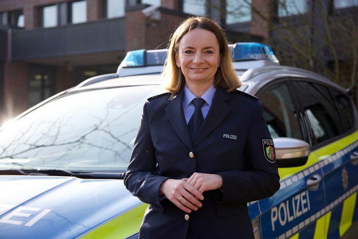 POL-LIP: Neue Leiterin der Direktion Gefahrenabwehr und Einsatz: Polizeidirektorin Jennifer Kockel bei der Kreispolizeibehörde Lippe