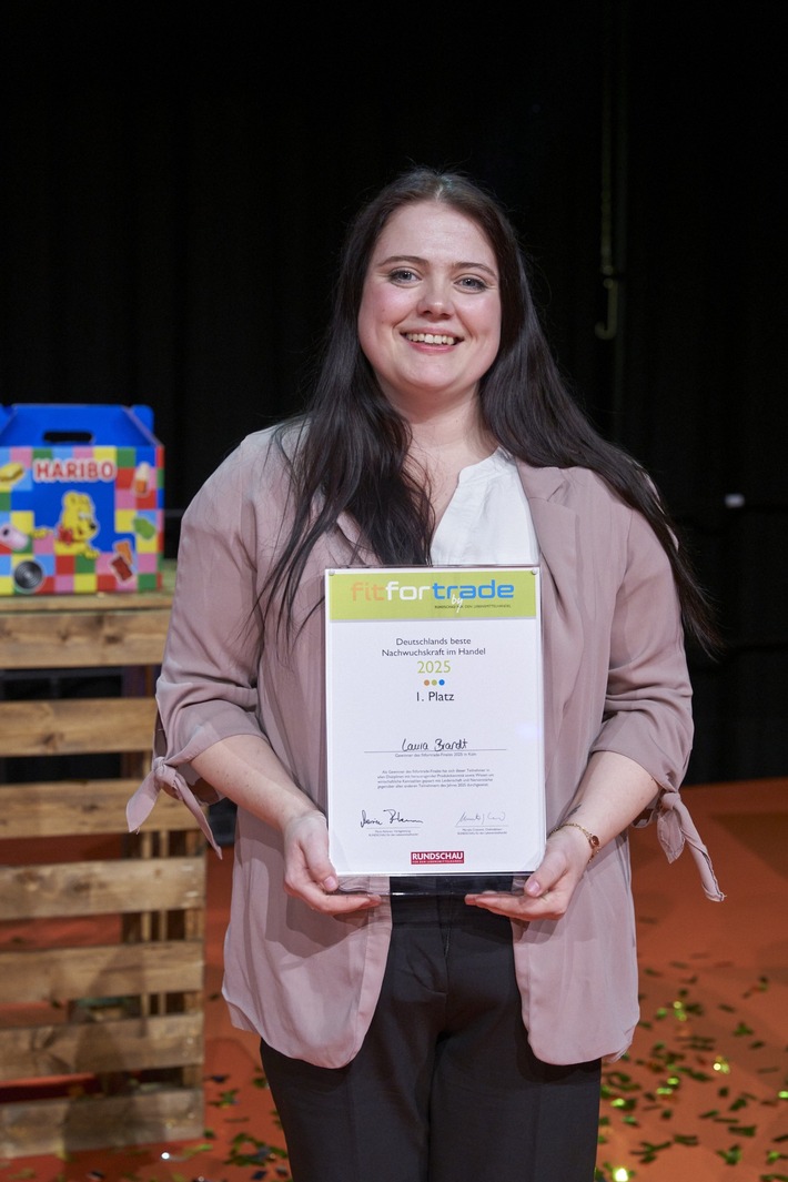 Sieg beim Branchenwettbewerb: Netto-Nachwuchstalent Laura Brandt aus Weißenthurm gewinnt beim "fitfortrade"-Finale