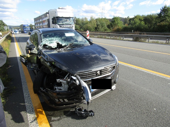 POL-PDKL: A6/Ramstein-Miesenbach, Fünfstelliger Schaden bei Auffahrunfall