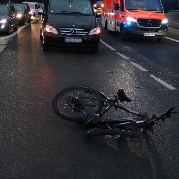 POL-RBK: Leichlingen - Pedelecfahrer bei Zusammenstoß mit Pkw schwer verletzt