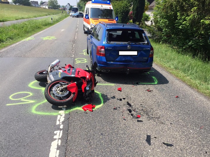 POL-PDNR: Verkehrsunfall mit Personenschaden auf der B 8 Ortsausgang Weyerbusch